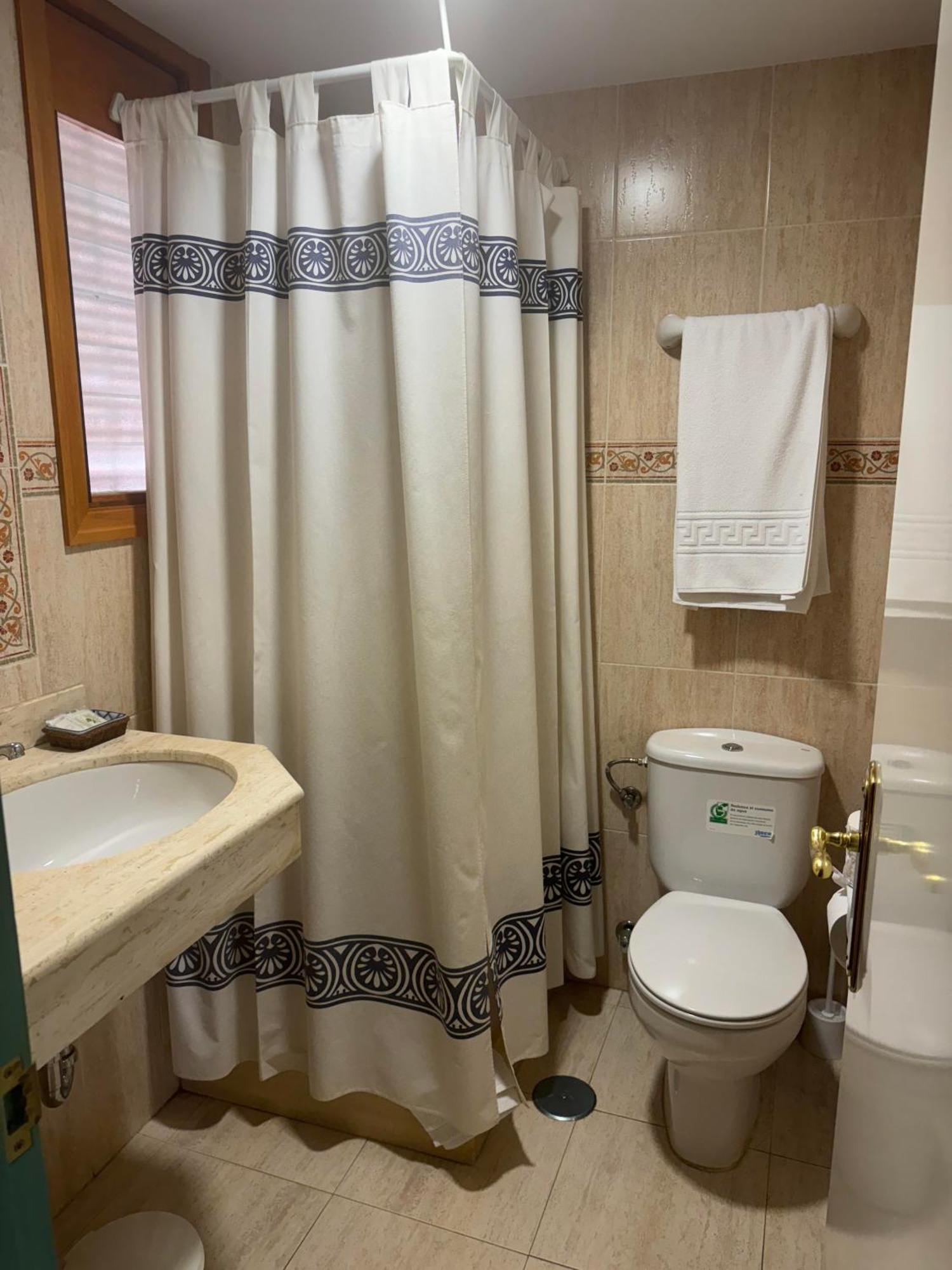 Hostal Joaquin Las Ventas con Pena Aguilera 외부 사진