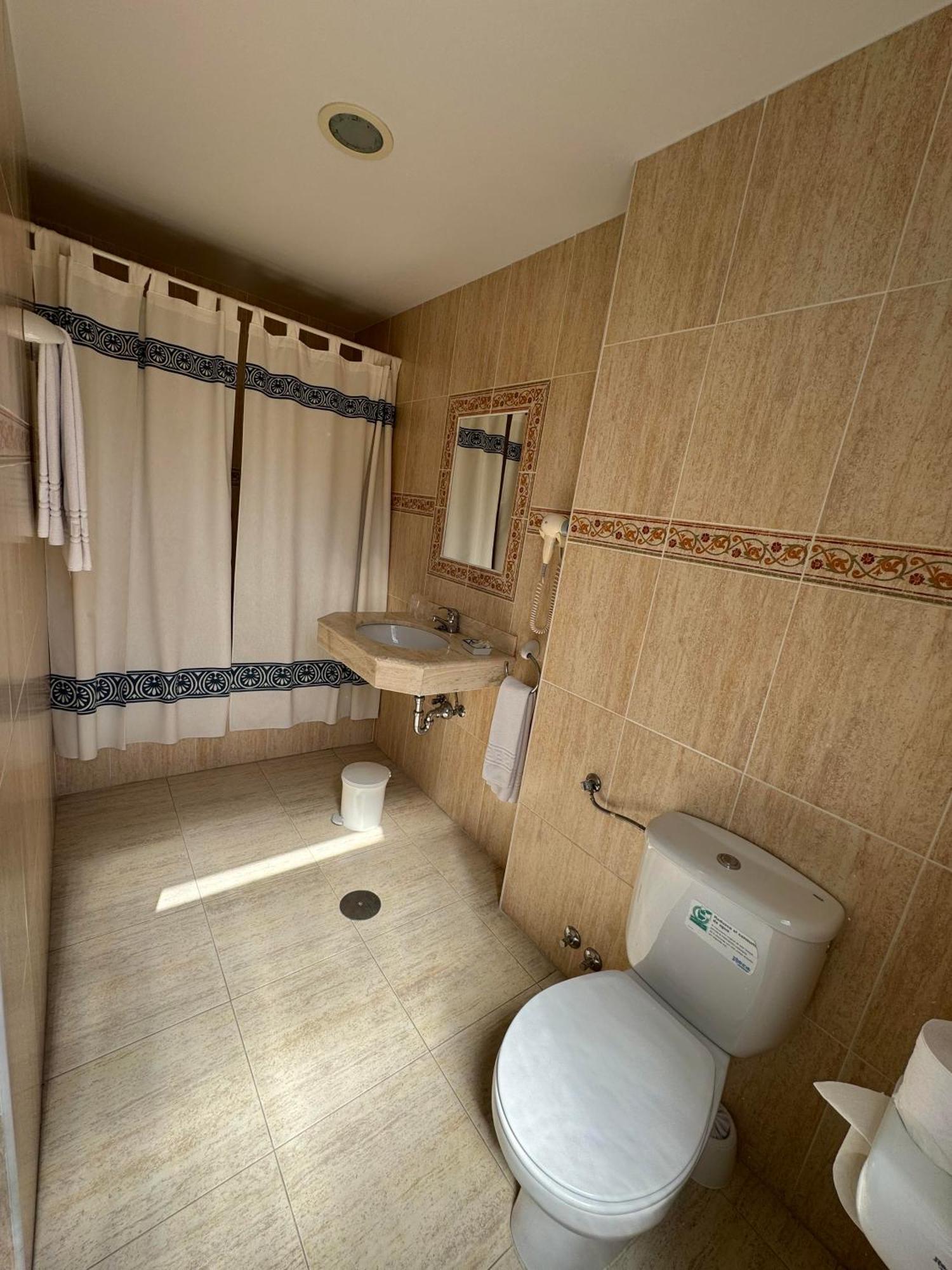 Hostal Joaquin Las Ventas con Pena Aguilera 외부 사진